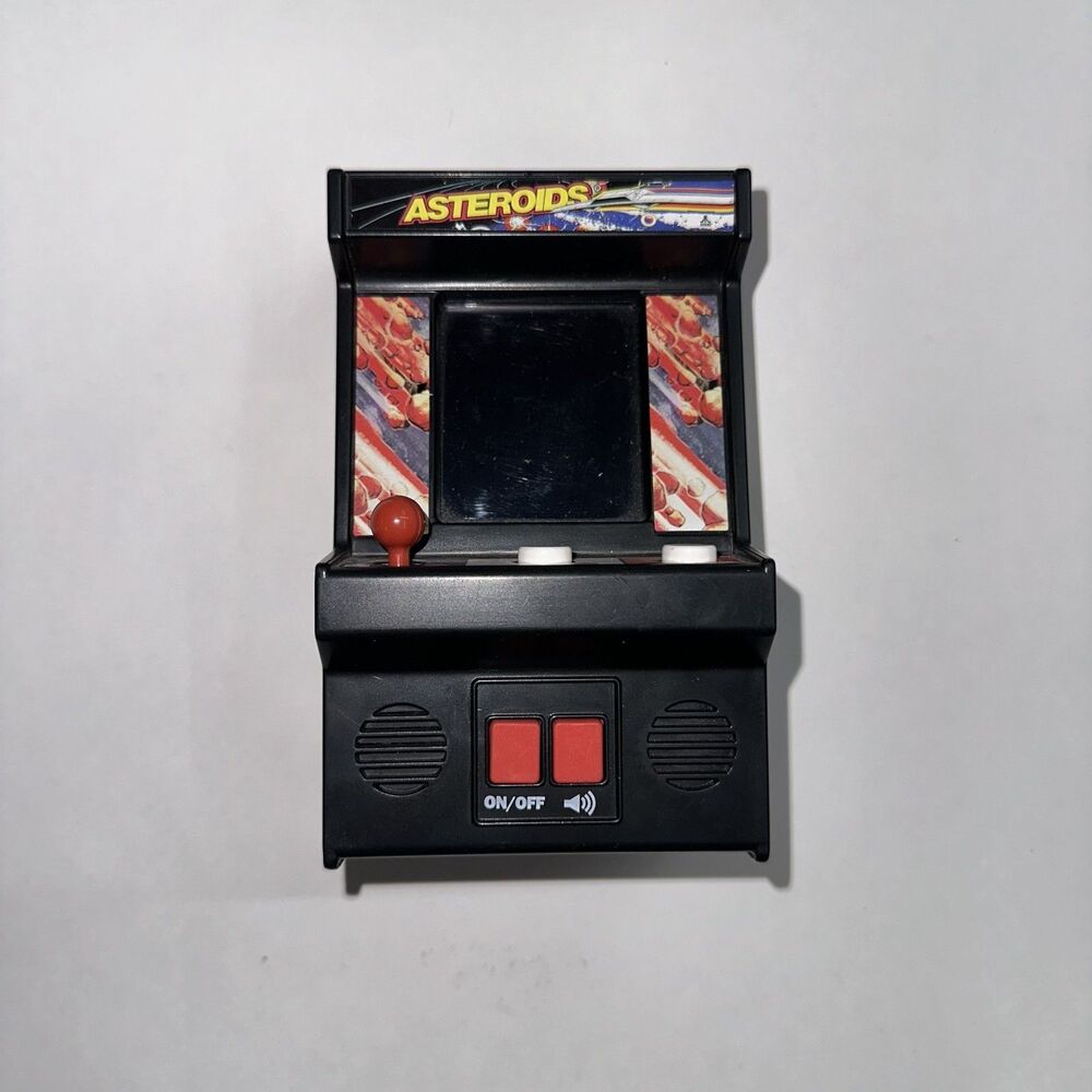 Asteroids Handheld Classic Mini Arcade Game by Basic Fun #09563 Tested